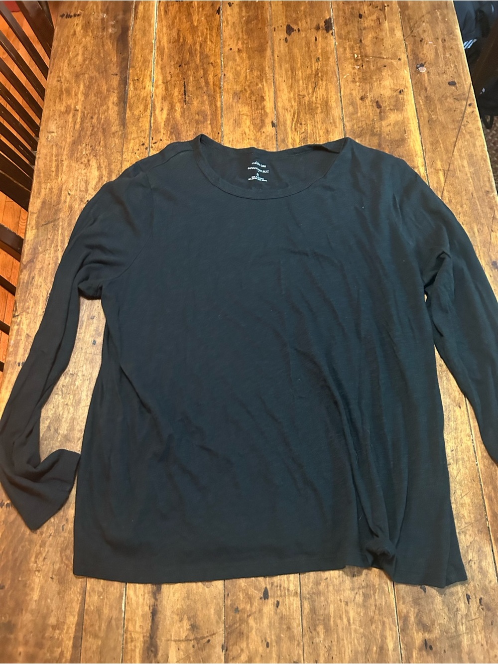 Banana Republic Black Long-Sleeve Crewneck Shirt